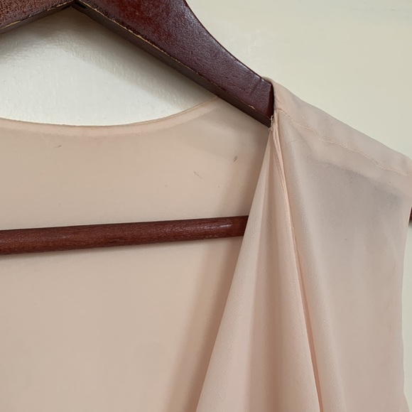 Carla Zampatti | Blush pink sheer top | Size 8 - Picture 4 of 7